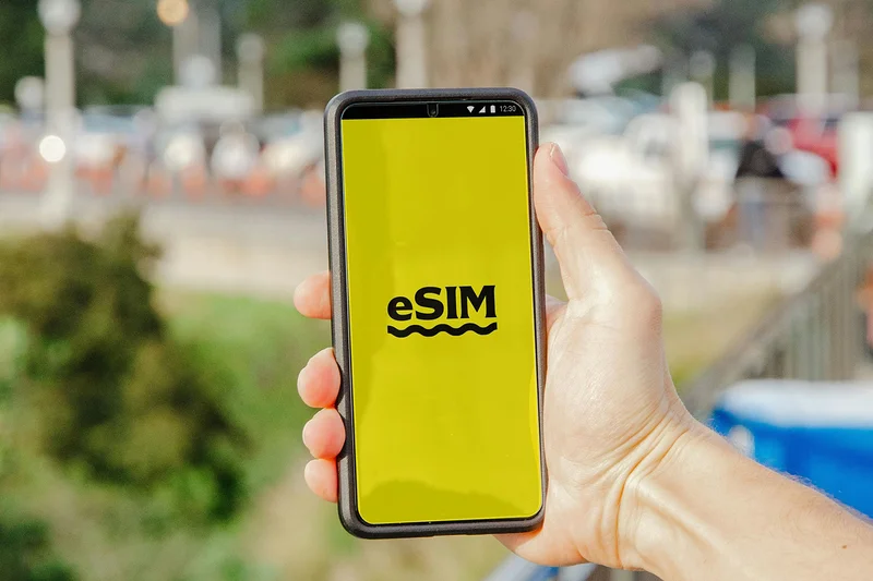 International eSIM