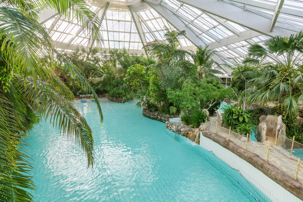 Parc aquatique chauffé toute l'année chez Center Parc © crédit photo : Ton Hurks