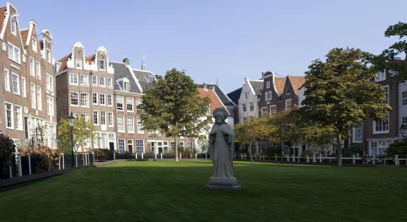 Le Béguinage, crédit photo : Massimo Catarinella