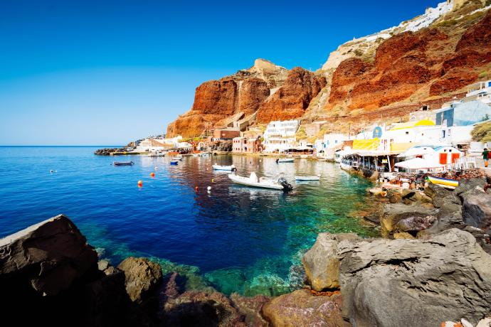 Amoudi Bay, un des meilleurs spots de snorkelling à Santorin