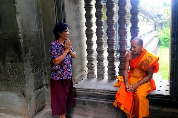 offrande — Temples d'Angkor (Cambodge)