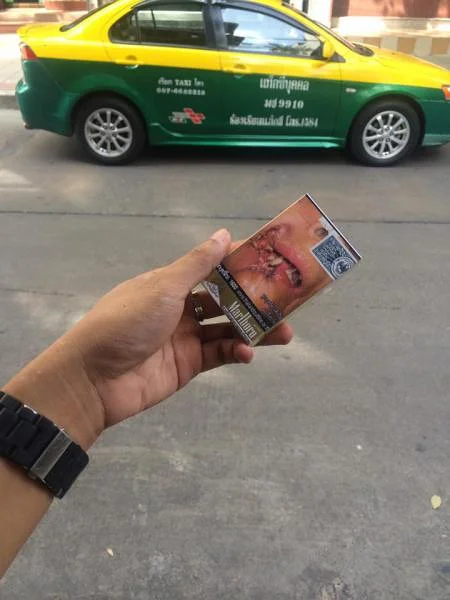 fumer tue! — Bangkok (Thaïlande)