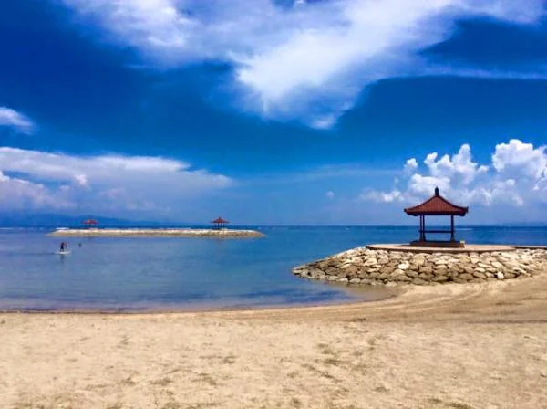 plage (Indonésie)