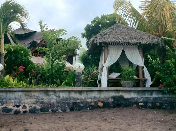 hôtel au bord de la plage (Indonésie)