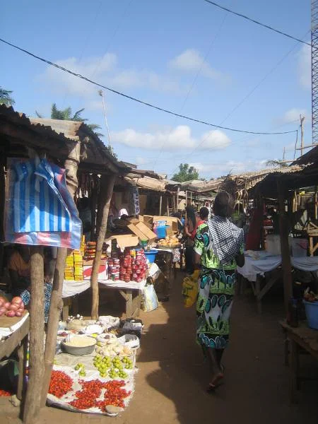 Marché d'Adétikopé (Togo)