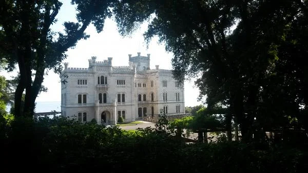 miramar caslte — Château de Miramare (Italie)