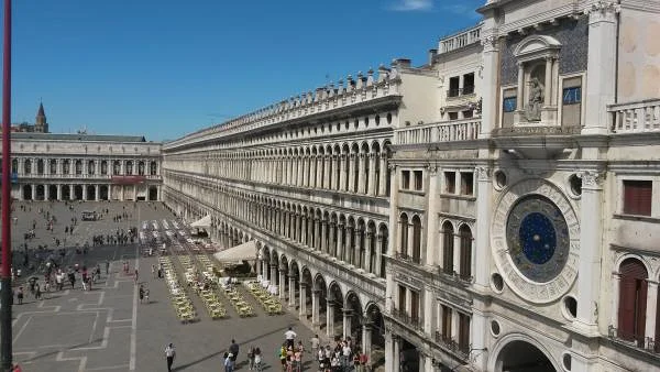 place saint marc  — Place Saint-Marc (Italie)