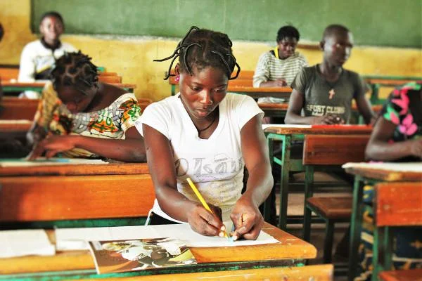 6 (Burkina Faso)