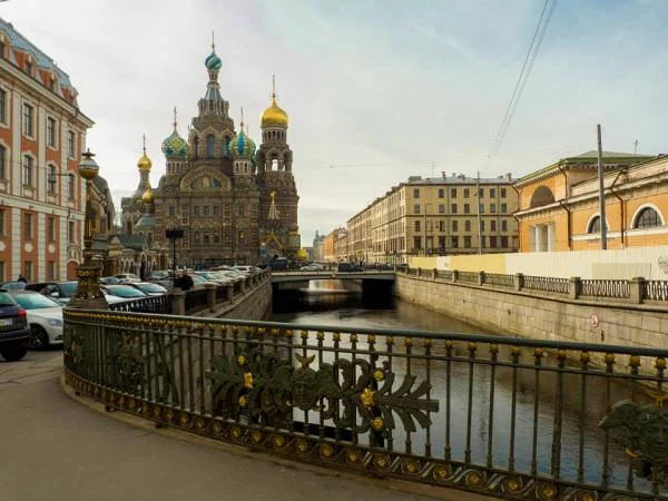 Église du Saint-Sauveur-sur-le-Sang-Versé — Cathédrale Saint-Sauveur (Russie)