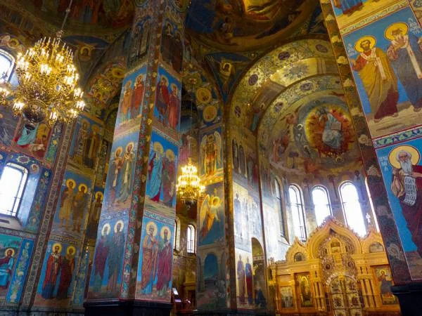 Église du Saint-Sauveur-sur-le-Sang-Versé — Cathédrale Saint-Sauveur (Russie)