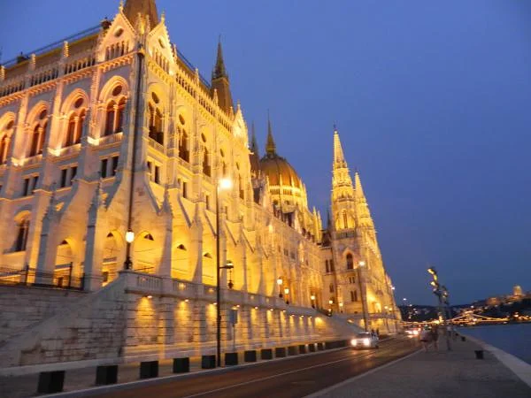 Parlement hongrois Parlement hongrois — Budapest (Hongrie)