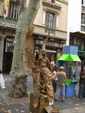 Statue humaine d'ange