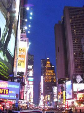 Times Square à la tombée de la nuit