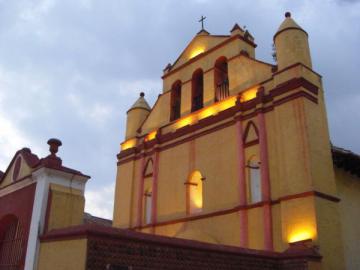 La cathédrale, de soirée