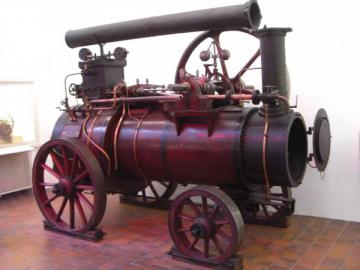Machine à vapeur
