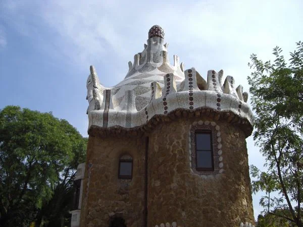 Maison moderniste pour infos — Parc Güell (Espagne)