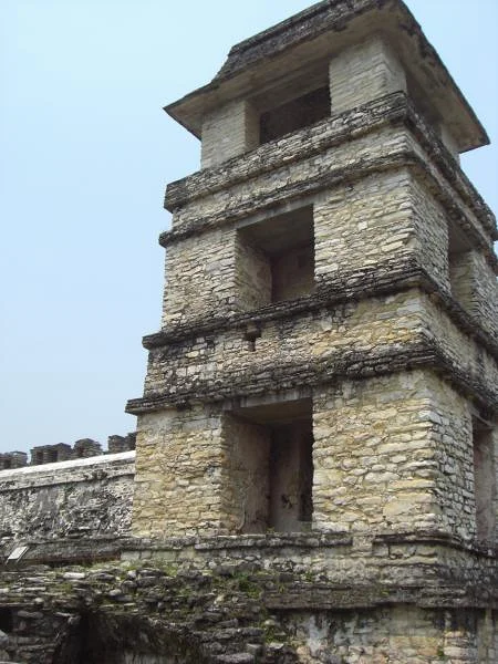 Tour d'el Palacio — Ville préhispanique et parc national de Palenque (Mexique)