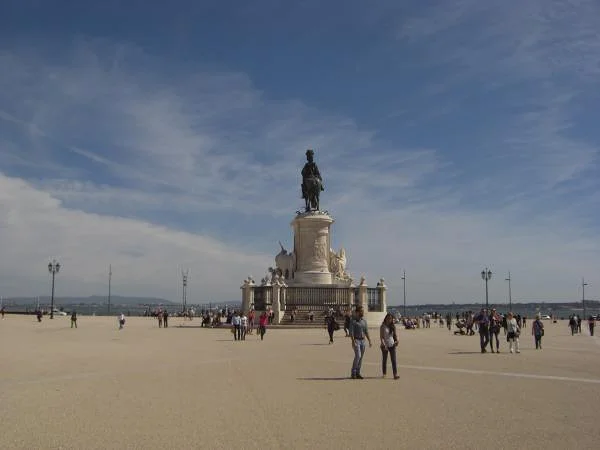 Statue de Joseph 1er — Praça do Comércio (Portugal)