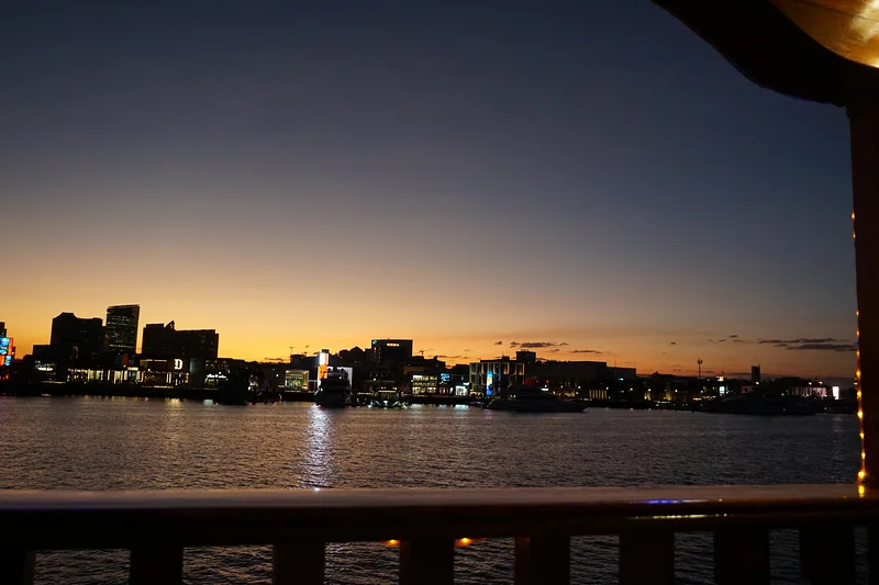 Coucher de soleil  — Dubaï (Émirats arabes unis)