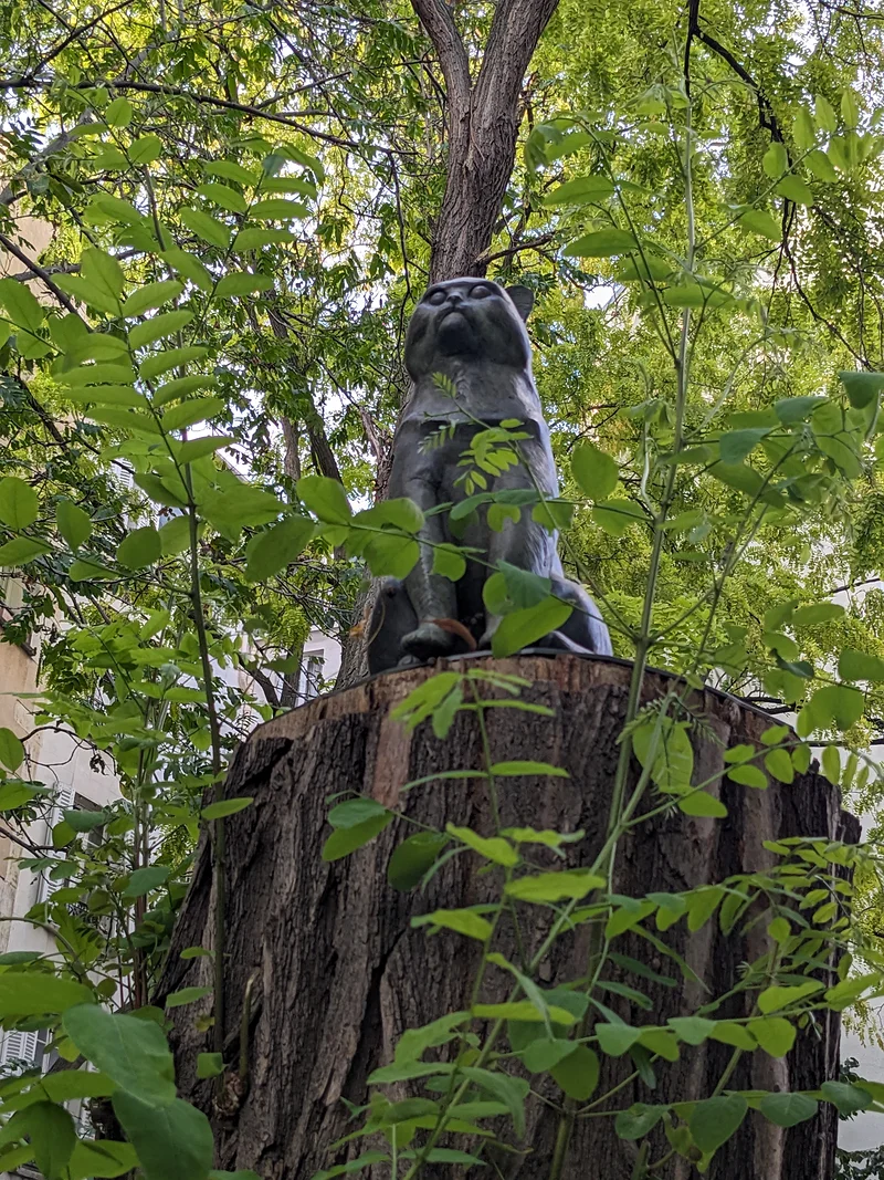 La gardien du jardin ! — Fondation Cartier pour l'art contemporain (France)