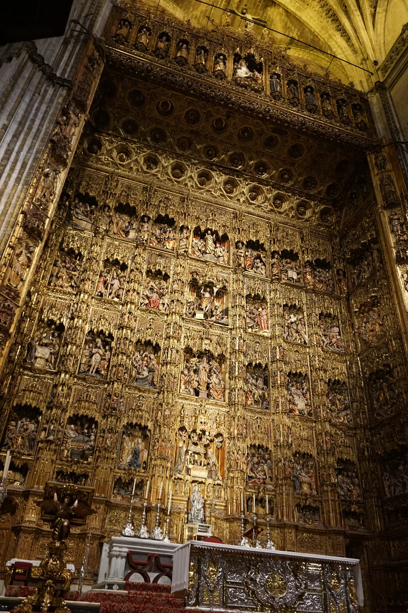 Façade en bois — Cathédrale de Séville (Espagne)
