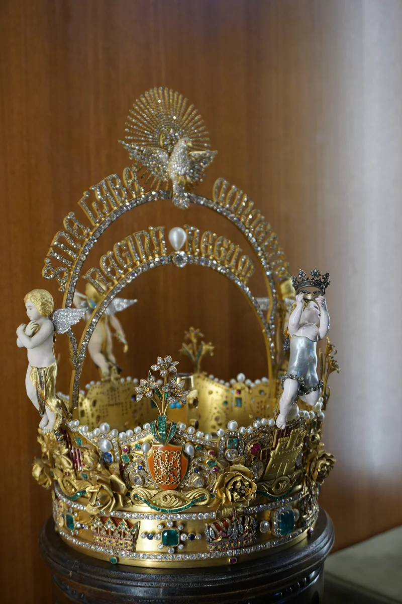 Courone — Cathédrale de Séville (Espagne)