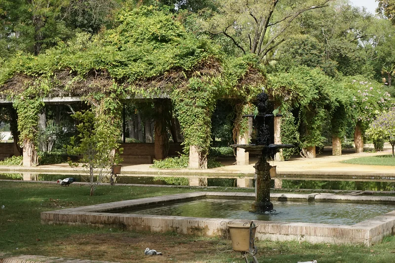 Bassin — Parc Maria Luisa (Espagne)