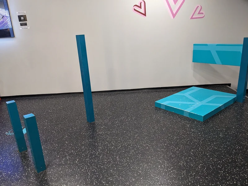 Qu'est-ce que c'est.... vous comprendrez sur place ! — Musée de l'Illusion de Paris (France)