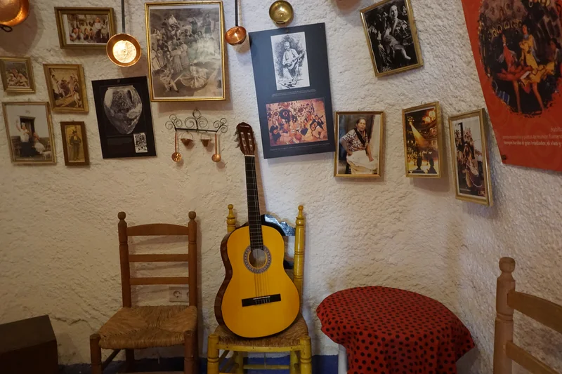 Guitare de flamenco — Musée troglodyte du Sacromonte (Espagne)