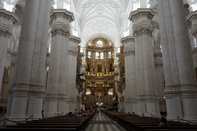 La nef — Cathédrale de Grenade (Espagne)
