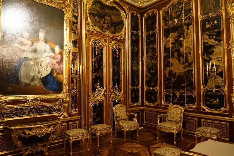 Une des nombreuses salles du palais — Palais de Schönbrunn (Autriche)