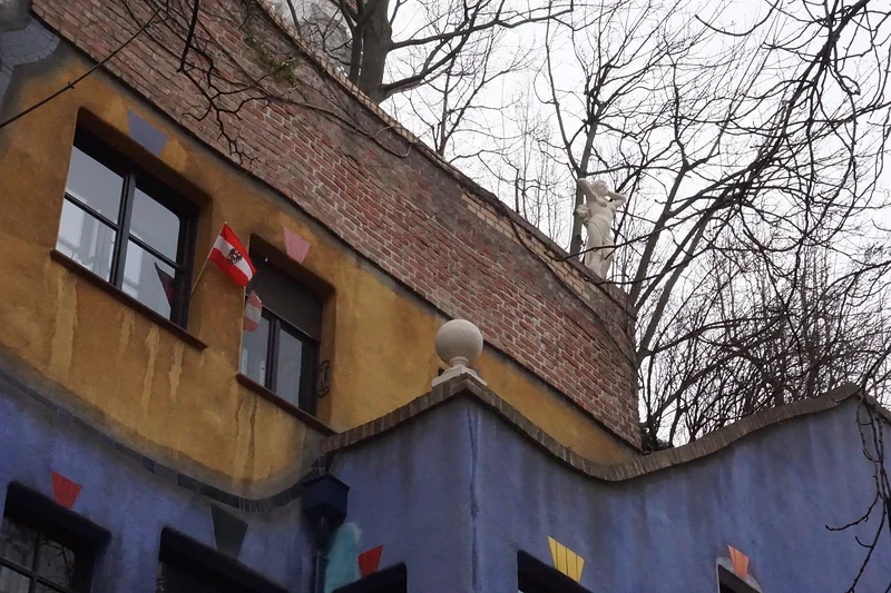 Statue décorative — Maison Hundertwasser (Autriche)