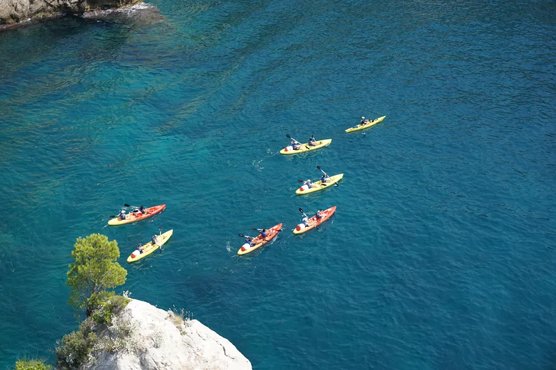 Les kayaks en pleine mer — Fort Lovrijenac (Croatie)