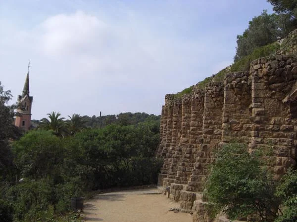 Exterieur du viaduc Exterieur du viaduc — Parc Güell (Espagne)