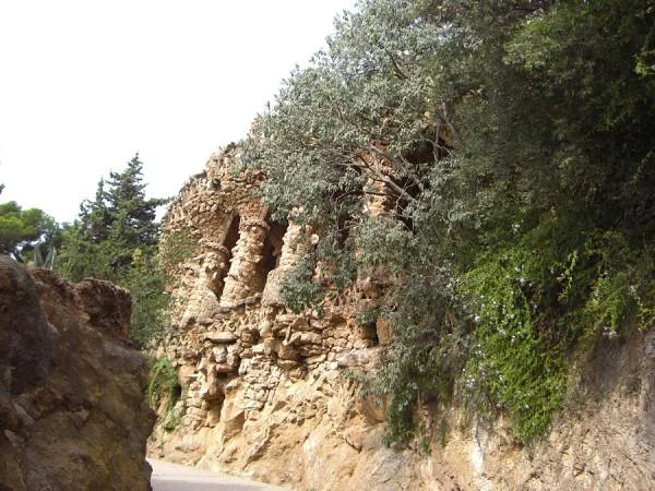 Viaducte del Garrofer Viaducte del Garrofer — Parc Güell (Espagne)