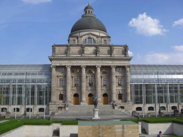 Chancellerie d'Etat de Bavière — Hofgarten (Allemagne)