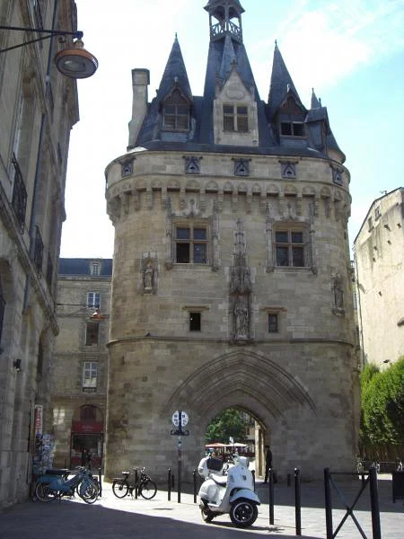 Porte Cailhau — Porte Caillau (France)