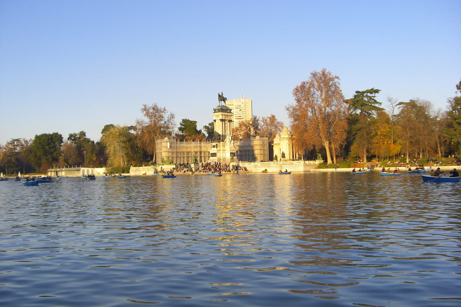 Monument d'Alphonse XII — Parc El Retiro (Espagne)