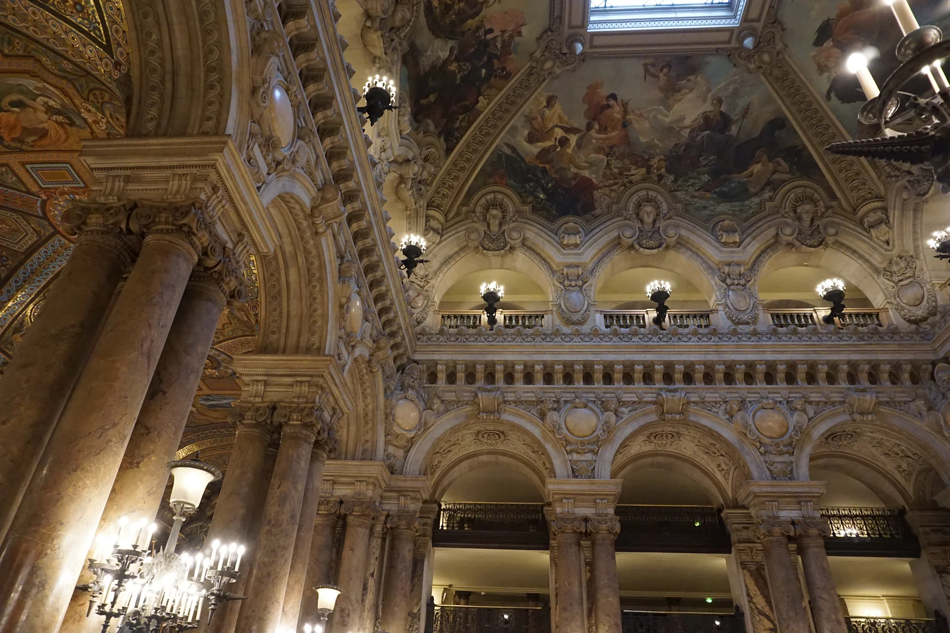 Coursives Coursives — Opéra Garnier de Paris (France)
