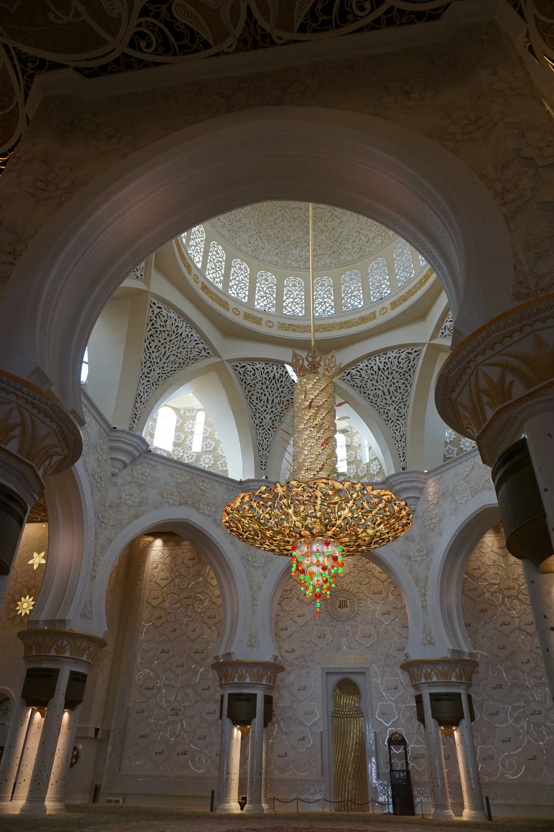 Lustre — Grande mosquée de Sheikh Zayed (Émirats arabes unis)