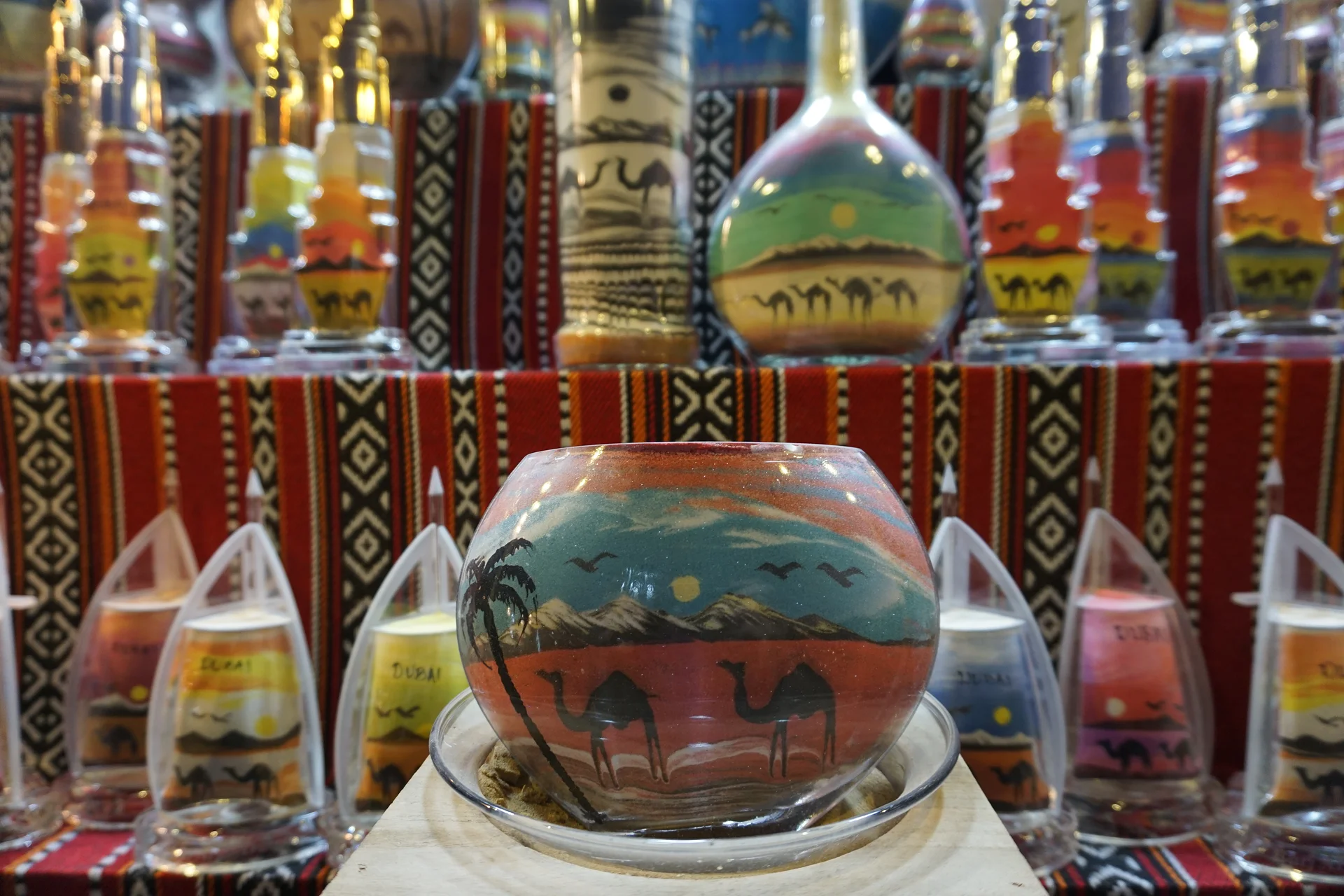 Quelques boutiques souvenirs autour du camp (Émirats arabes unis)