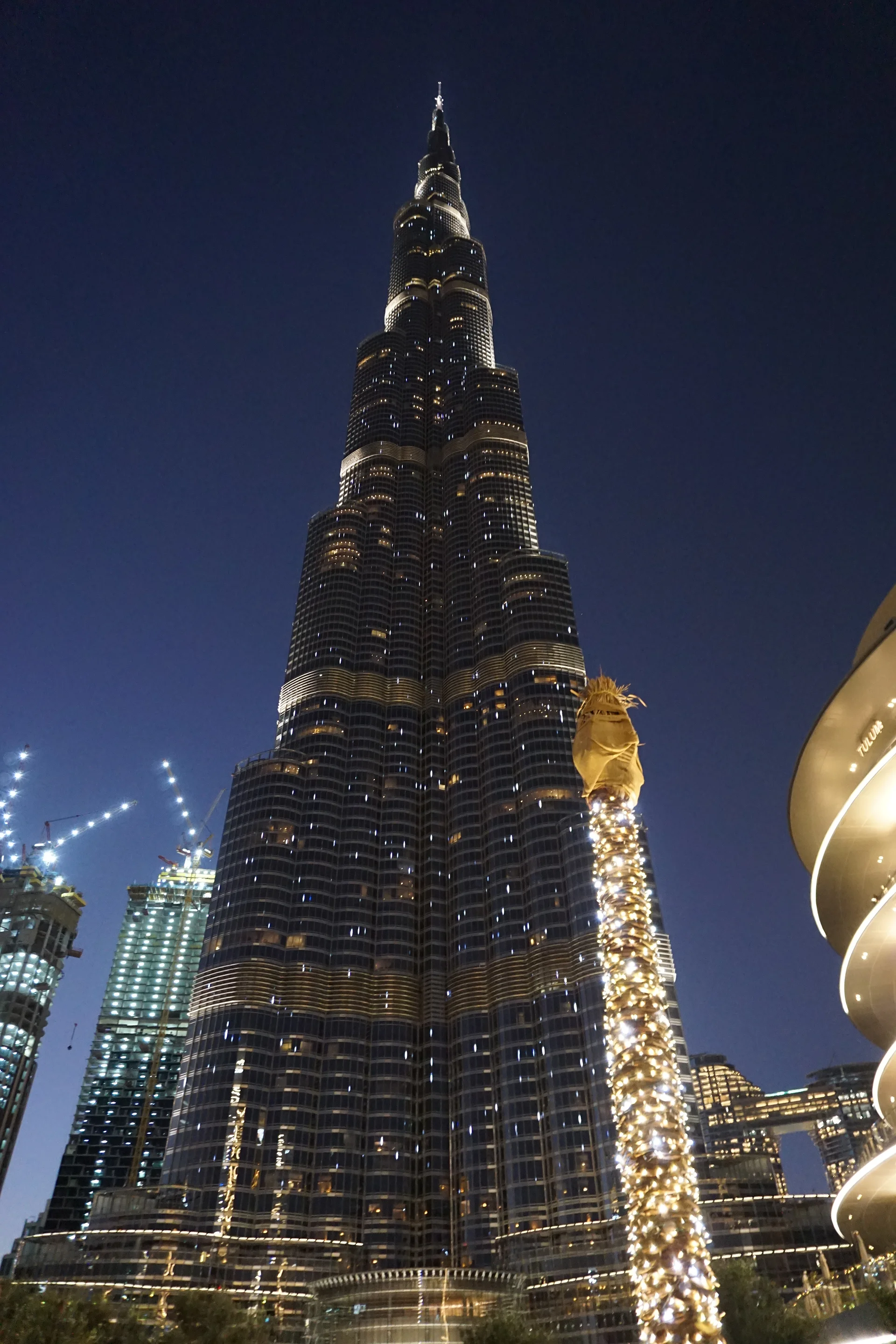 Burj Khalifa de nuit — Tour Burj Khalifa (Émirats arabes unis)