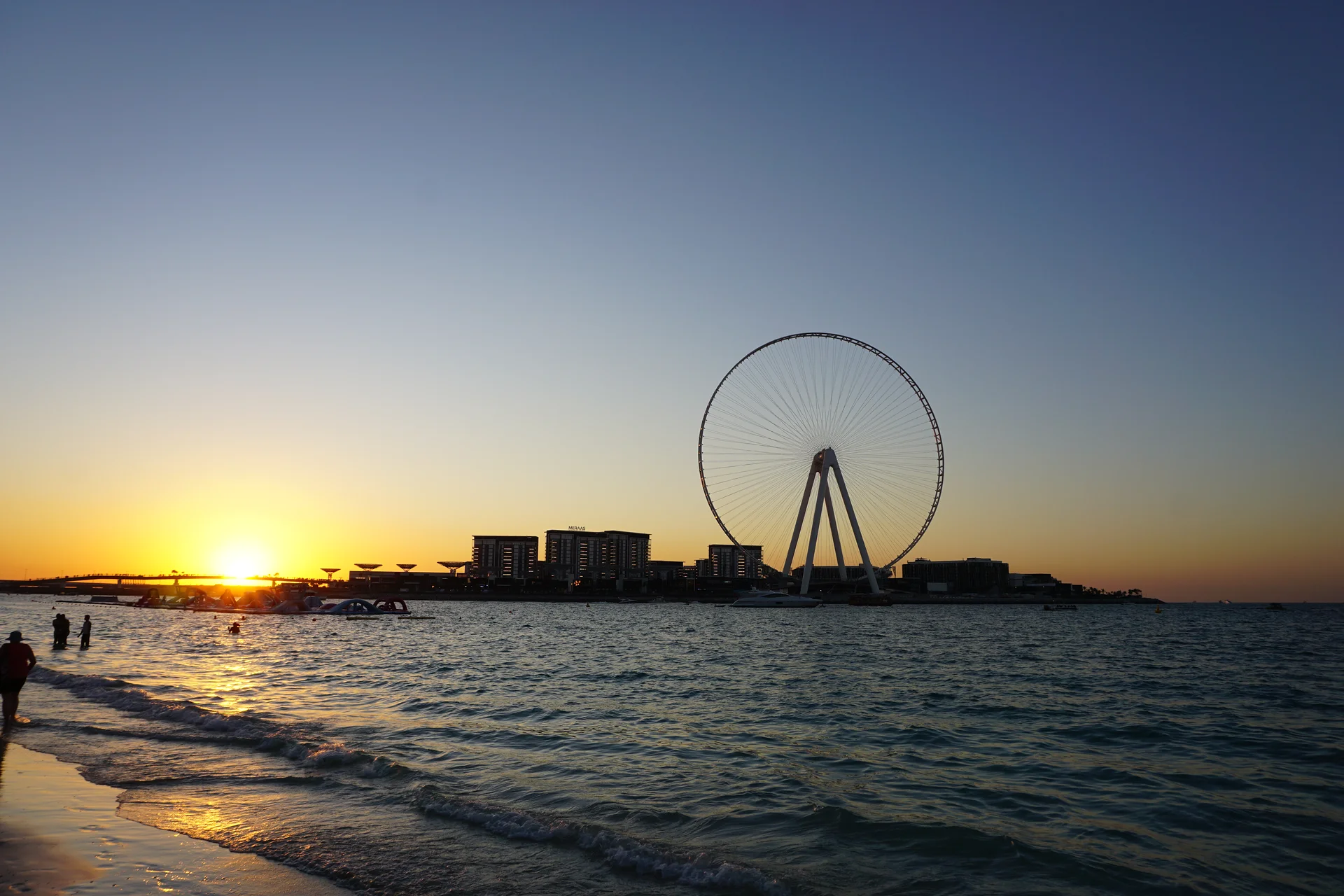 Coucher de soleil — Dubaï Eye (Émirats arabes unis)