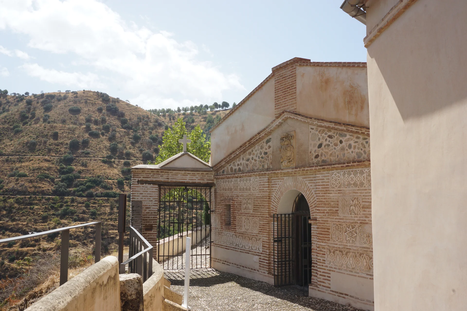 L'arrière cours — Abbaye du Sacromonte (Espagne)