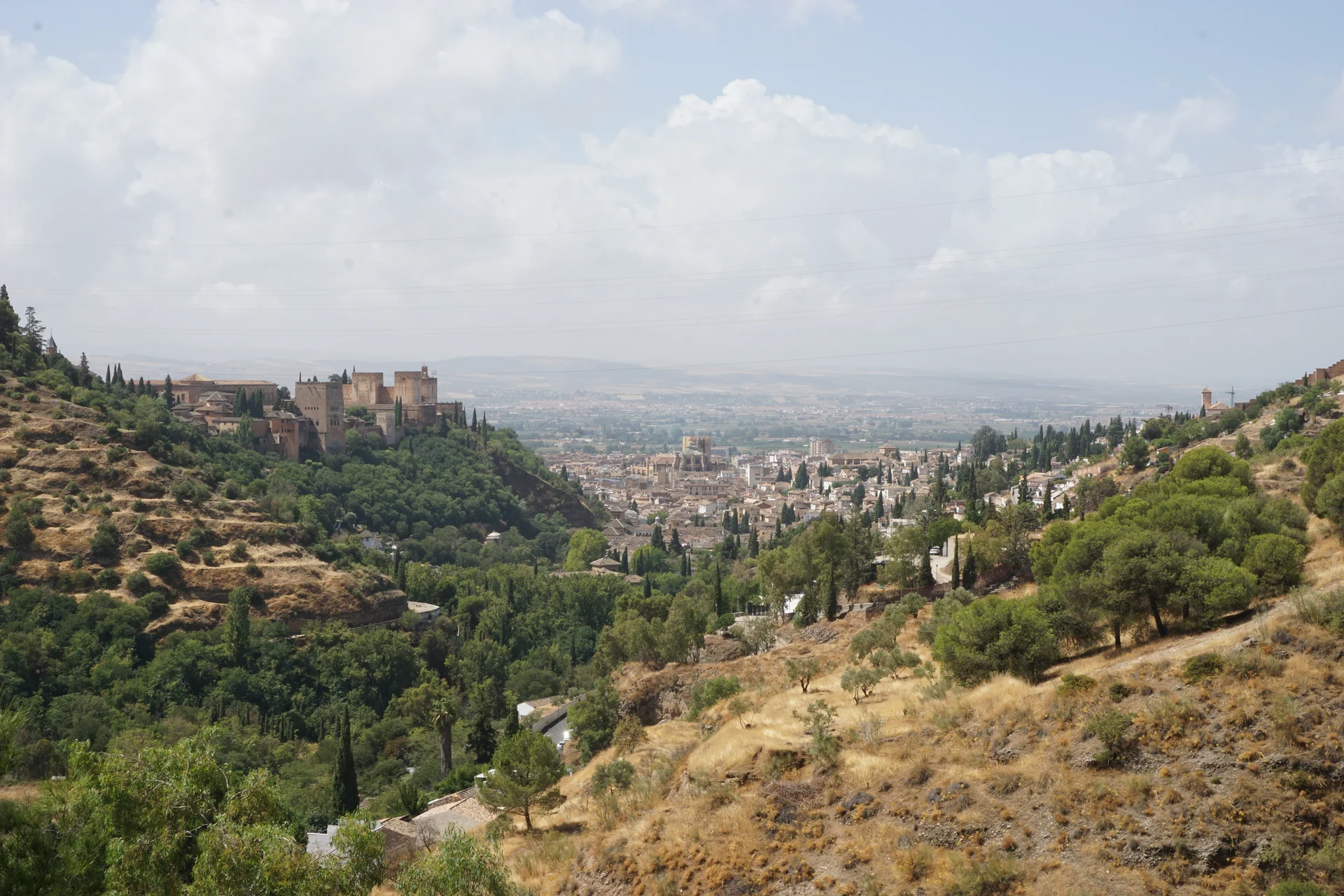 Vue depuis la route qui longe Sacromonte — Grenade (Espagne)