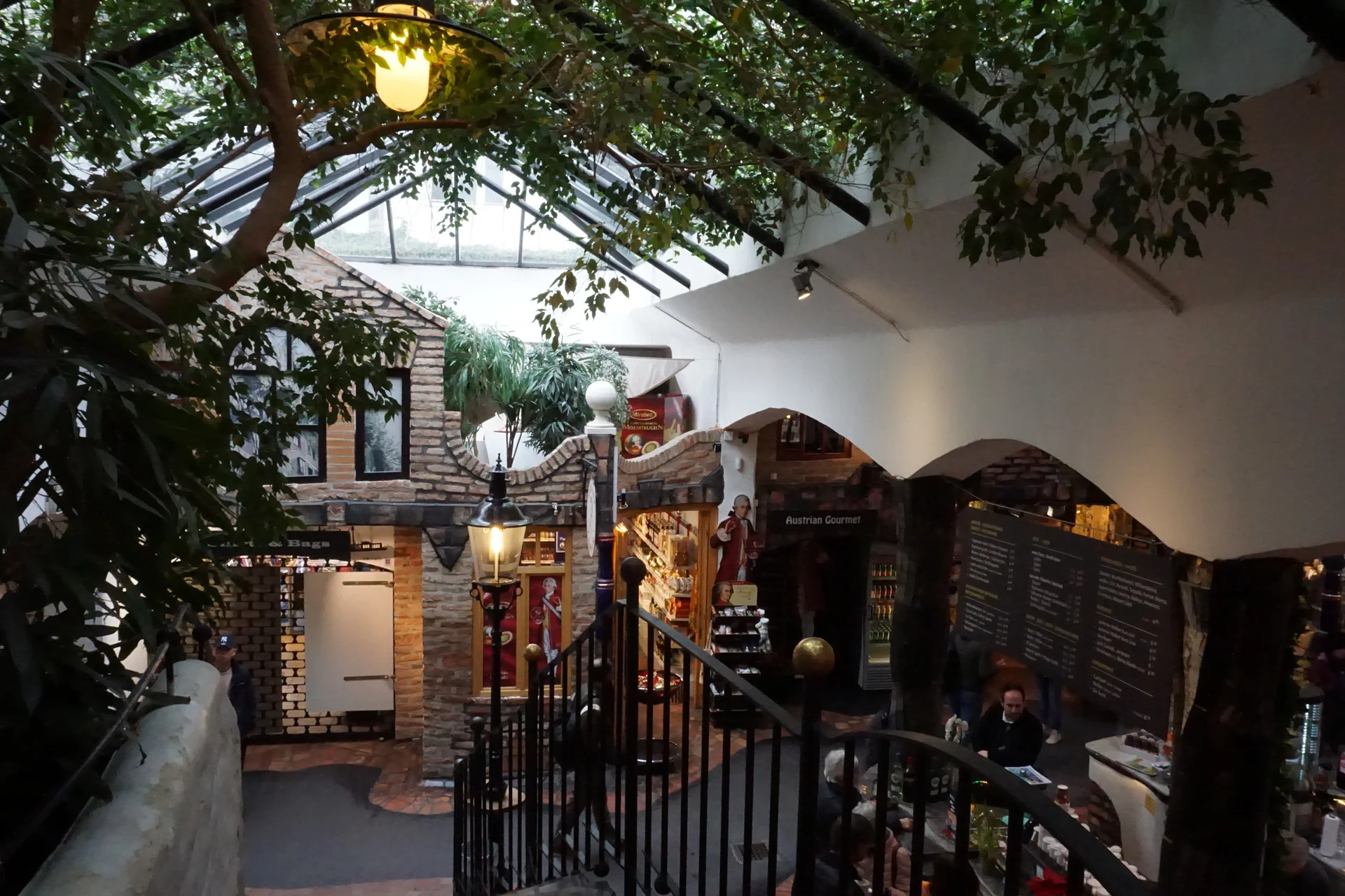 L'étage supérieur — Hundertwasser Village (Autriche)