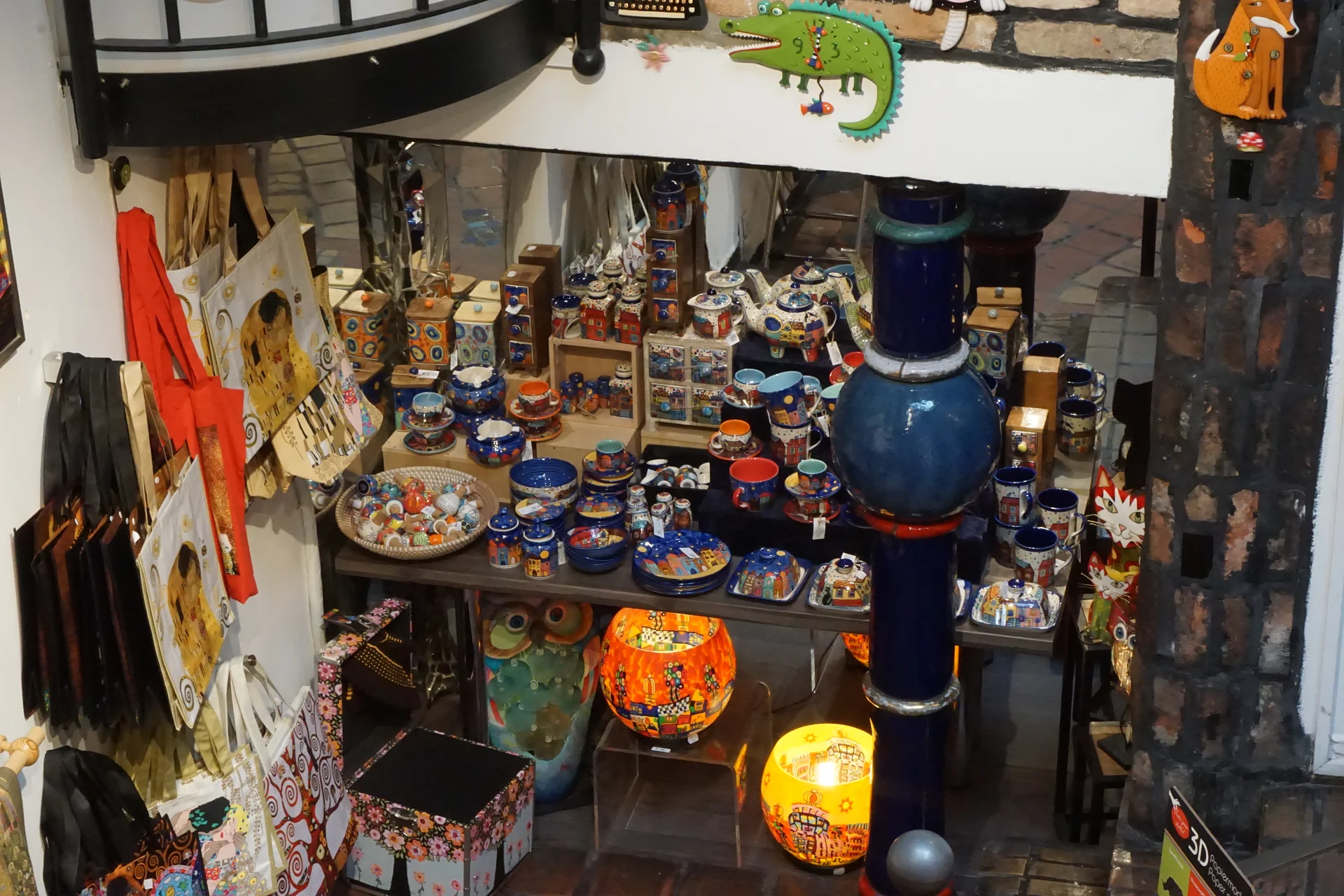 Boutique souvenirs — Hundertwasser Village (Autriche)