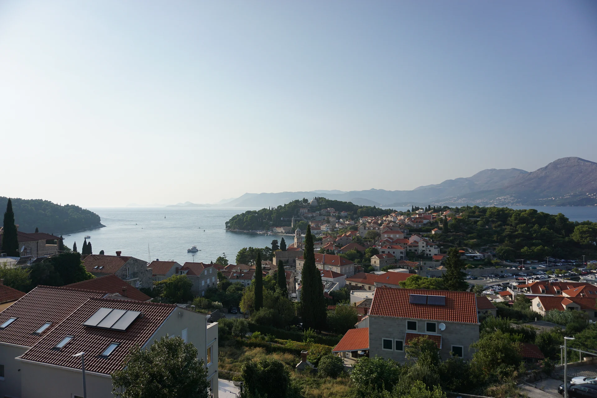 Vue depuis les hauteurs de la ville — Cavtat (Croatie)