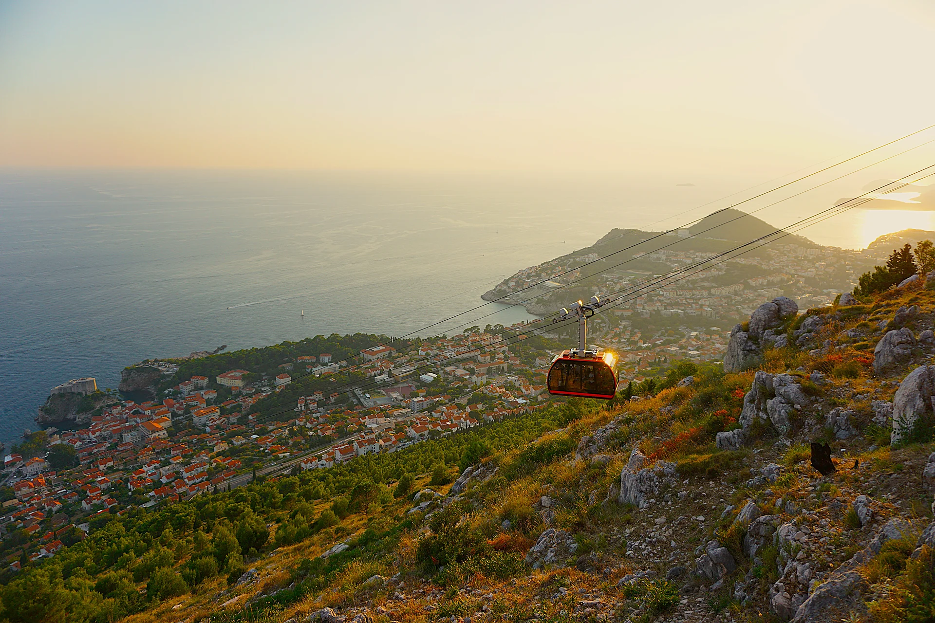 Vue vers Lapad Vue vers Lapad — Mont Srd (Croatie)