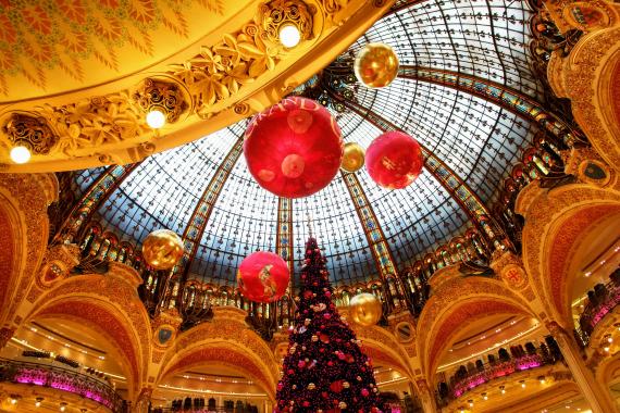 Nouvelle concurrence pour les passages : les grands magasins comme les Galeries Lafayette